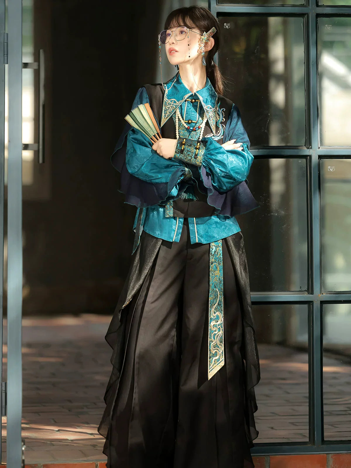 Qingluan Yu 青鸾羽 - New Chinese Style Retro Han Elements Vest, Blouse and Pants Outfit for Women