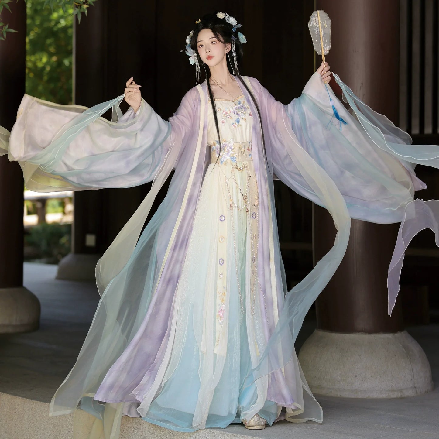 Zhiyi 知意 - Tang Dynasty Style Qiyao Ruqun