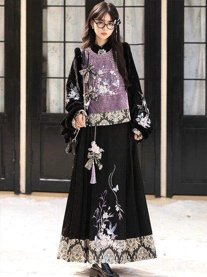Yanhui | Modern Ming Dynasty Vest and Mamianqun Skirt Hanfu Set