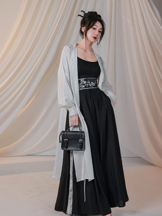 New Chinese Style White Embroidered Robe and Wide Leg Pants - Plum Blossom Lyrics 梅花词 (Preorder)