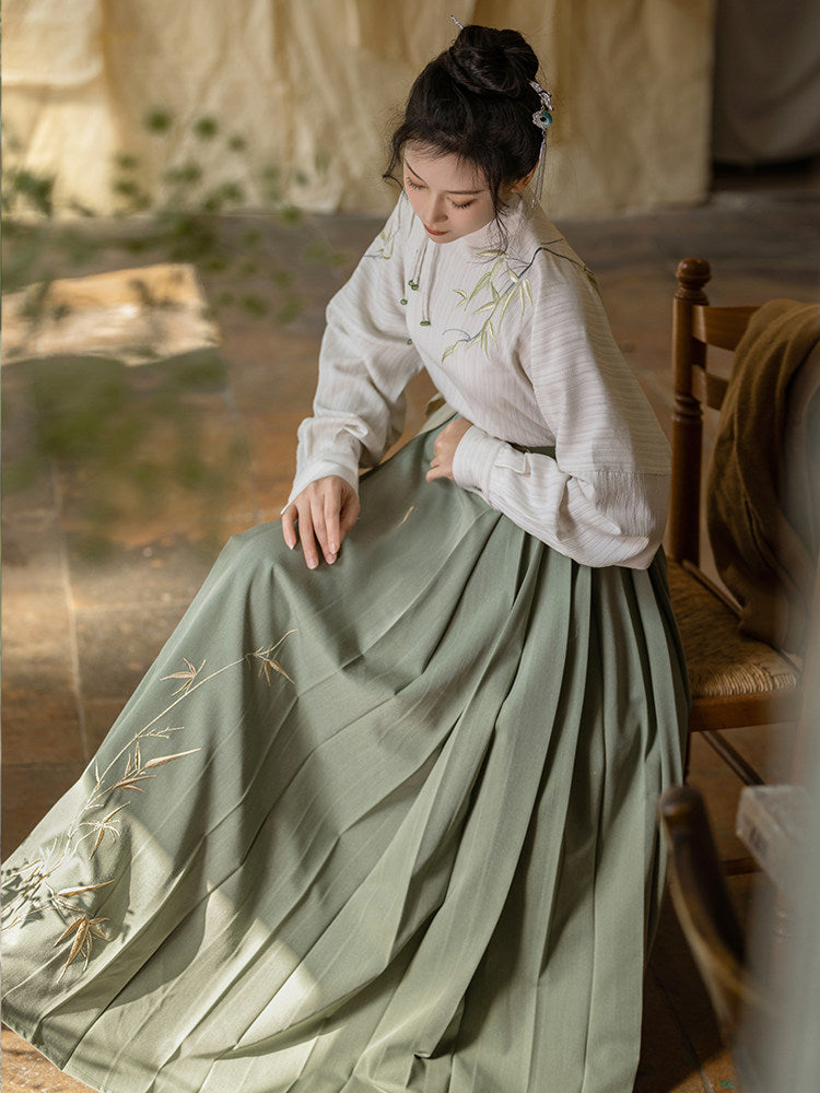 New Chinese Style Long Sleeve Top with Mamianqun Hanfu Set - Gratitude 知竹