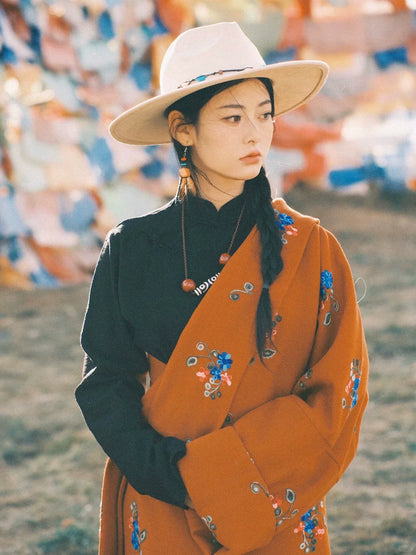Song of the Plateau - Spring Tibetan Embroidered Robe Ethnic Style Photography Outfit