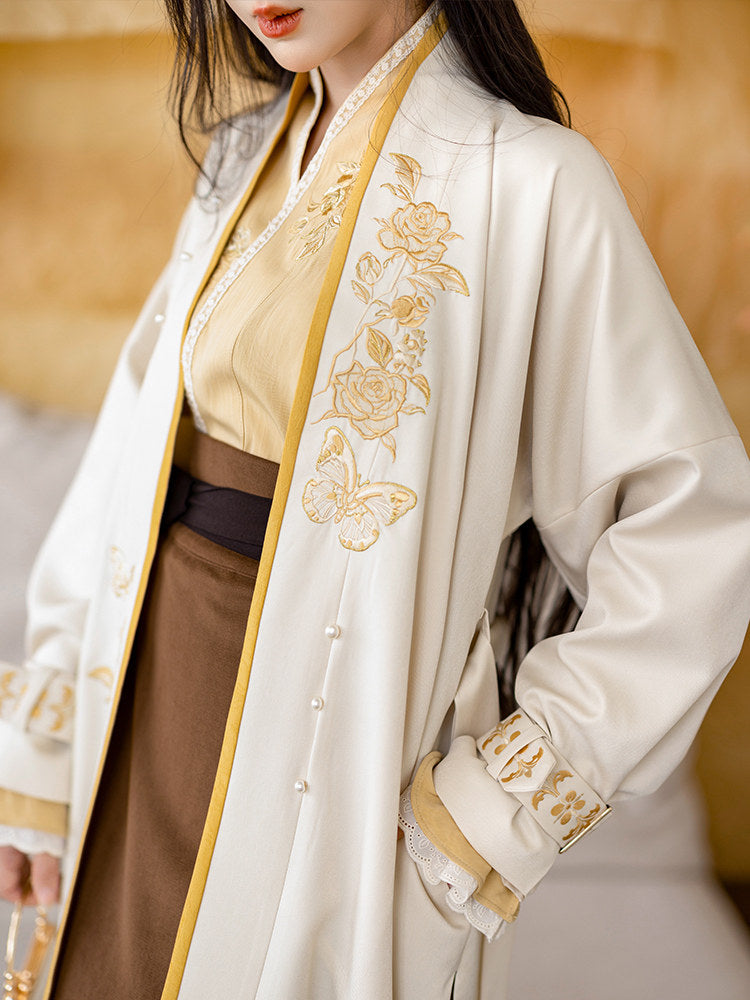 Song Dynasty Modern Hanfu Winged Sleeve Top and Spiral Skirt for Autumn and Winter - Yellow Rose 黄玫瑰 (Preorder)
