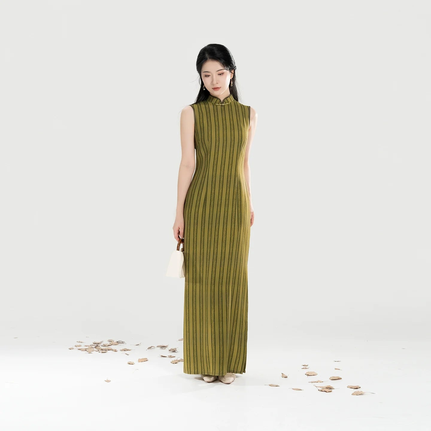 New Chinese Style Sleeveless Qipao Cloud-Motif Dress with Merino Wool Knit Shawl - Jade Willow 玉柳 (Preorder)