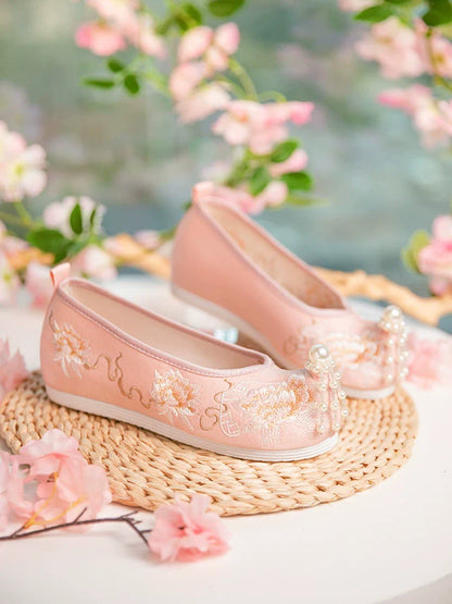 Maeve - Embroidered Chinese Hanfu Shoes