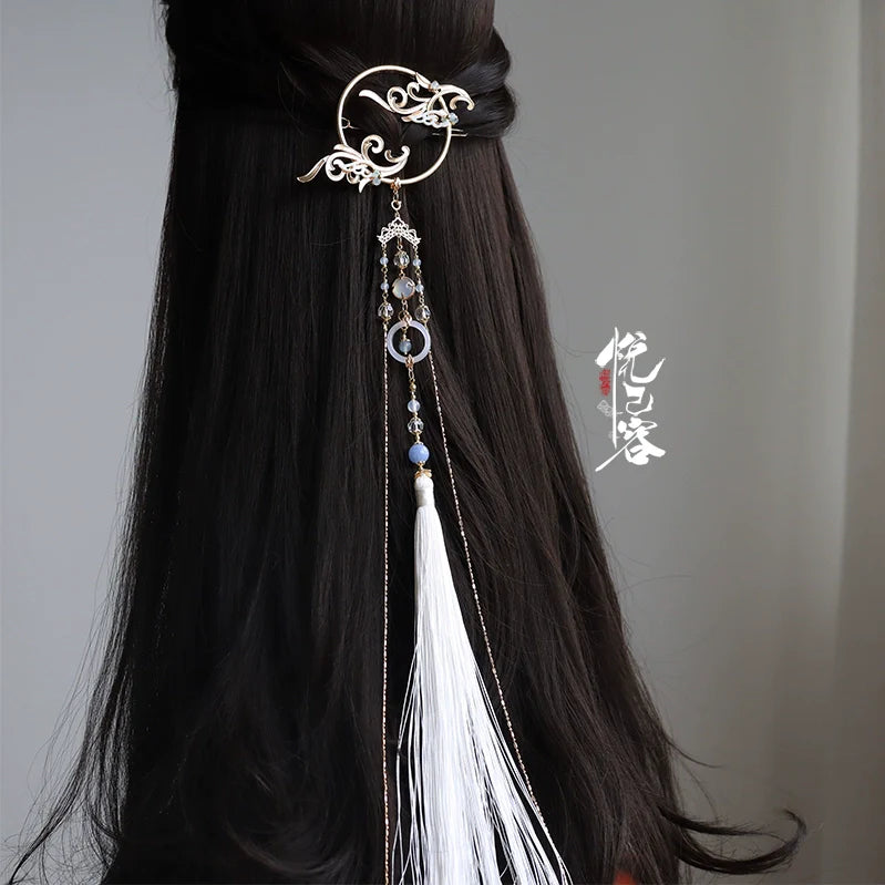 Back Hair Pin: Cold Moon - silver moon-themed traditional Chinese hanfu hair accessory