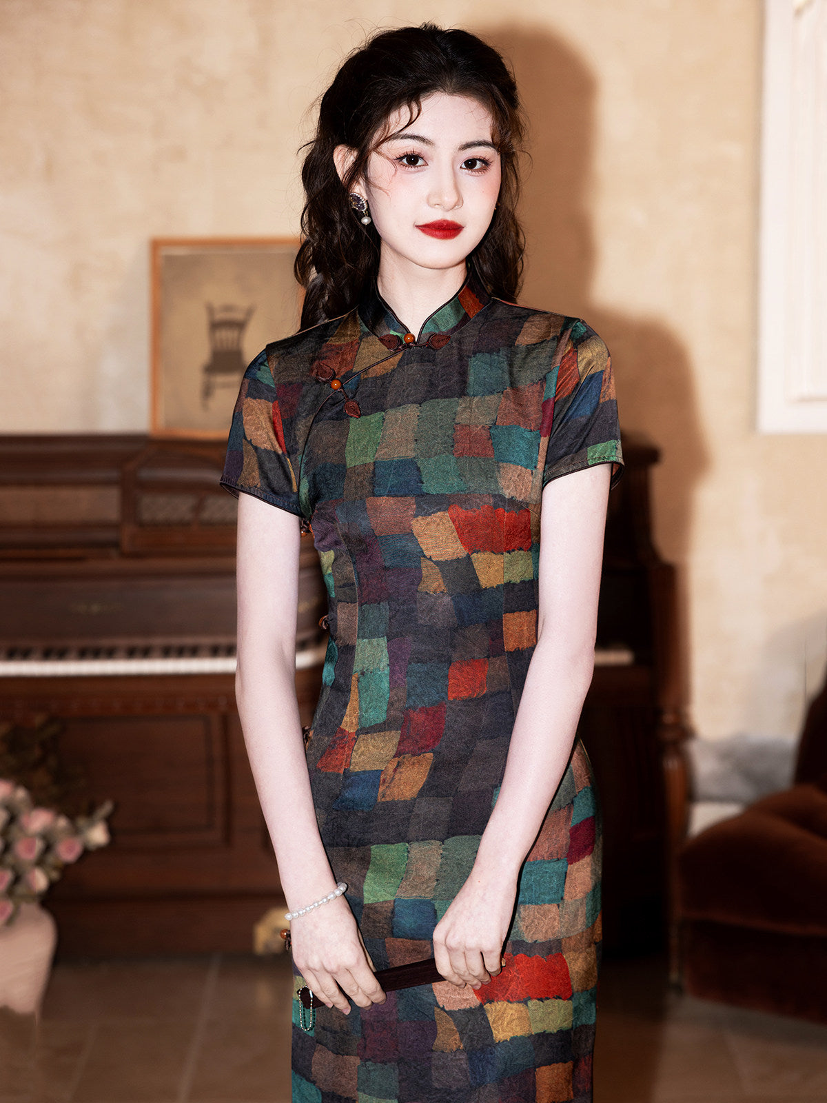 Short Sleeve Old Hong Kong Style Qipao | Heiyun