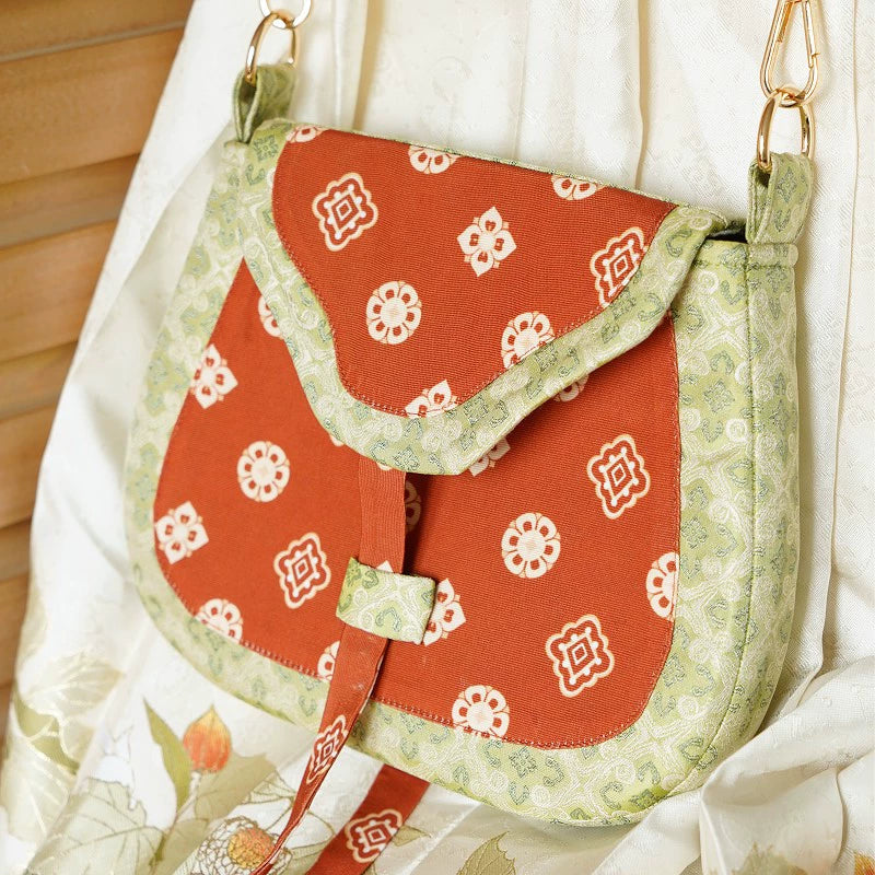 Pipa Crossbody Merchant Bag for Women