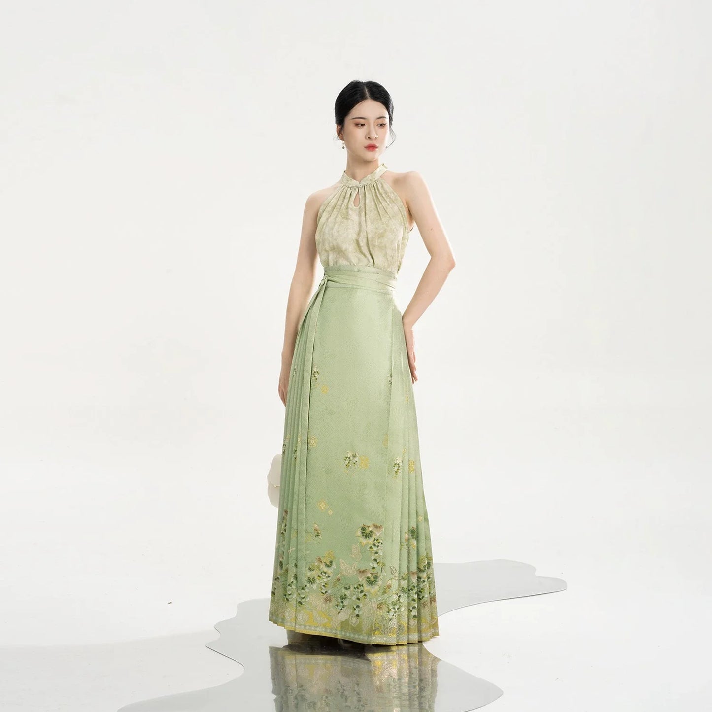 Ming Dynasty Modern Hanfu Halter Neck Top - Fengfu 风妩