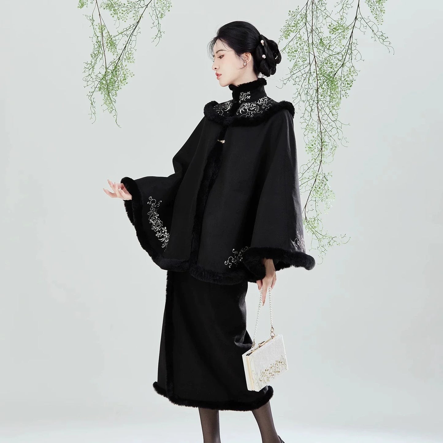 Song Dynasty Modern Hanfu Set with Embroidered Cape and Spiral Skirt - Nanzhi 南枝 (Preorder)
