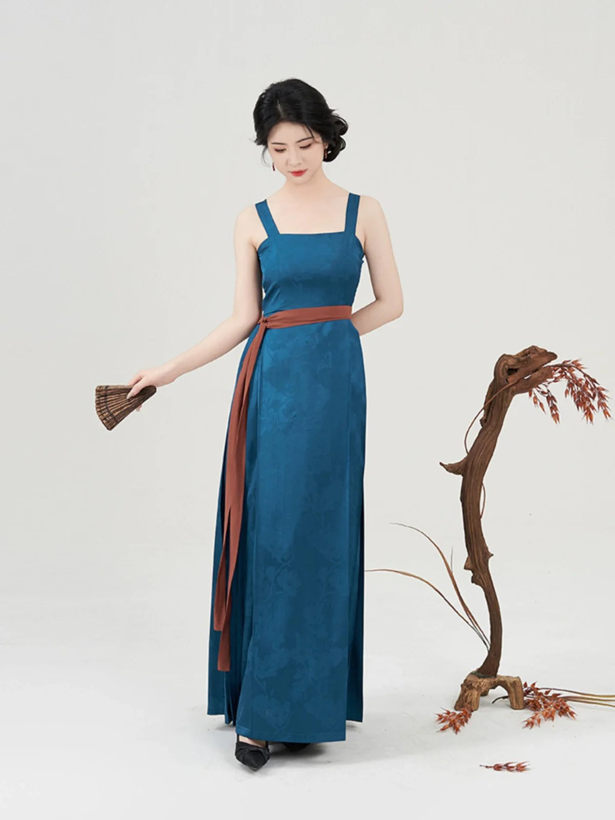 Song Dynasty Modern Hanfu - Fangqiu 方秋 (Preorder)