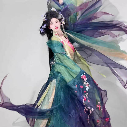 Begonia Still Blooming | Tang Dynasty Heziqun Hanfu Set in Spring Garden Series