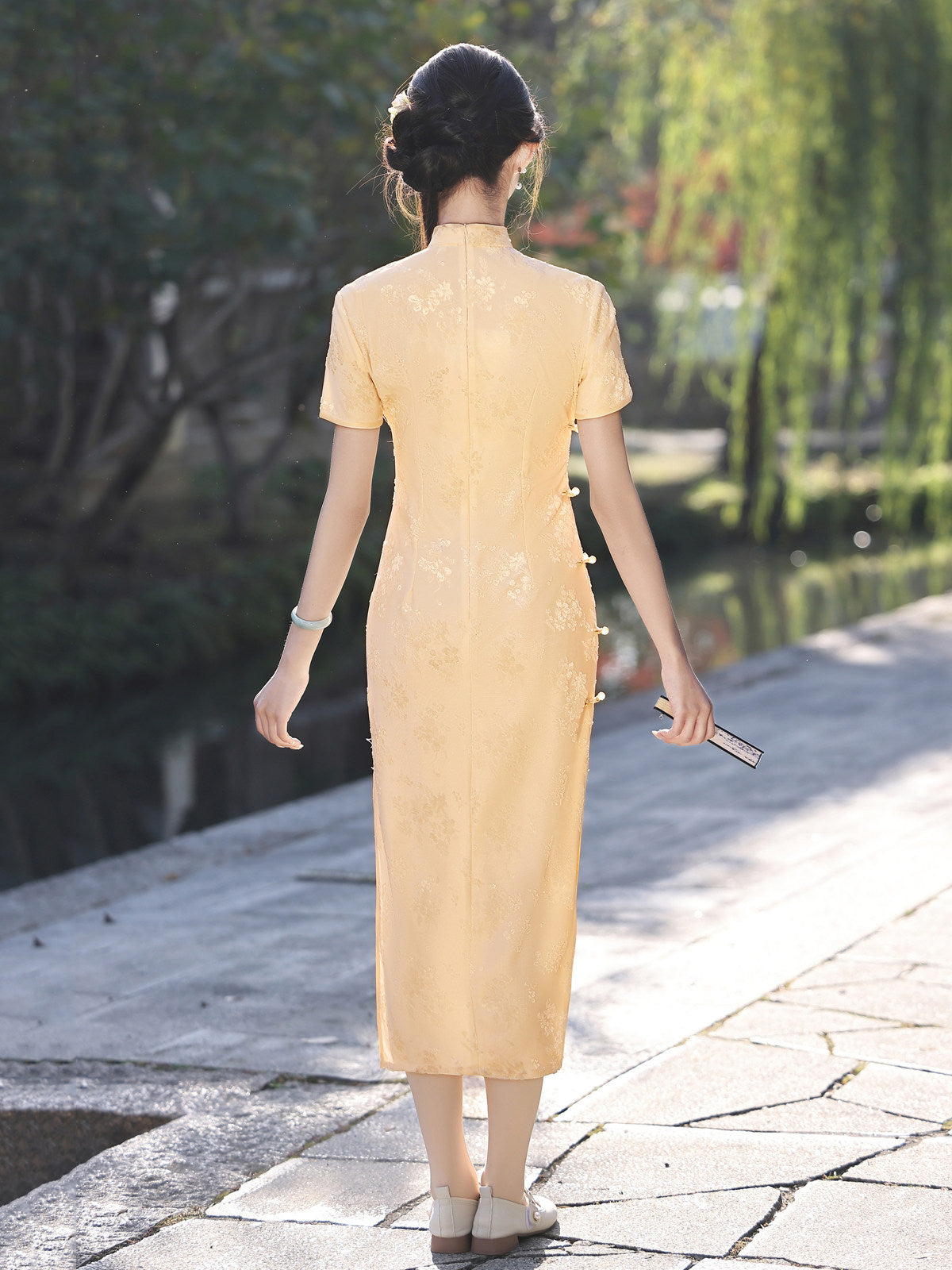 Short Sleeve Floral Midi Cheongsam | Glow