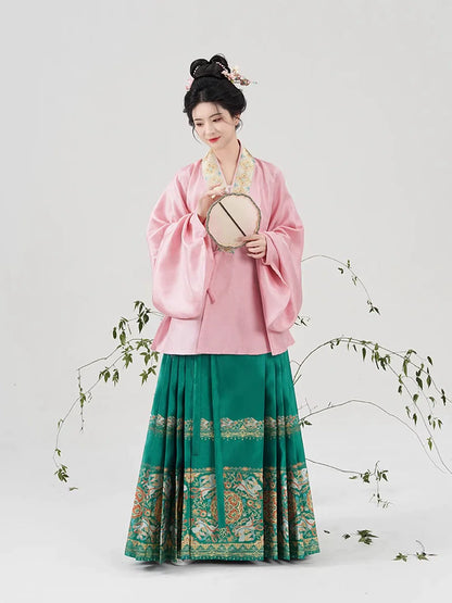 Ming Dynasty Modern Hanfu Mamianqun Outfit - Lucky Rabbit 兔个吉利