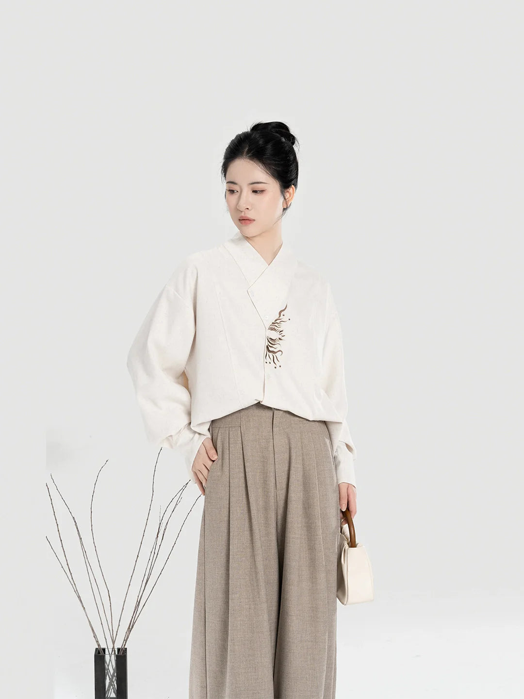 New Chinese Style Women Sun Embroidered Shirt with Wide Leg Pants - Guangfu 光芜 (Preorder)
