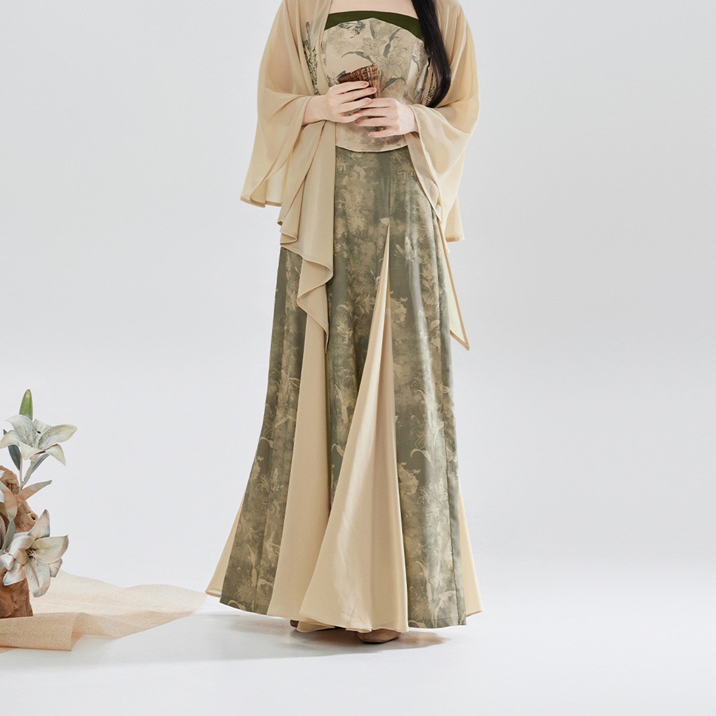 Lilies | Modern Chinese Zen Embroidered Chiffon Shawl Top and Skirt Set