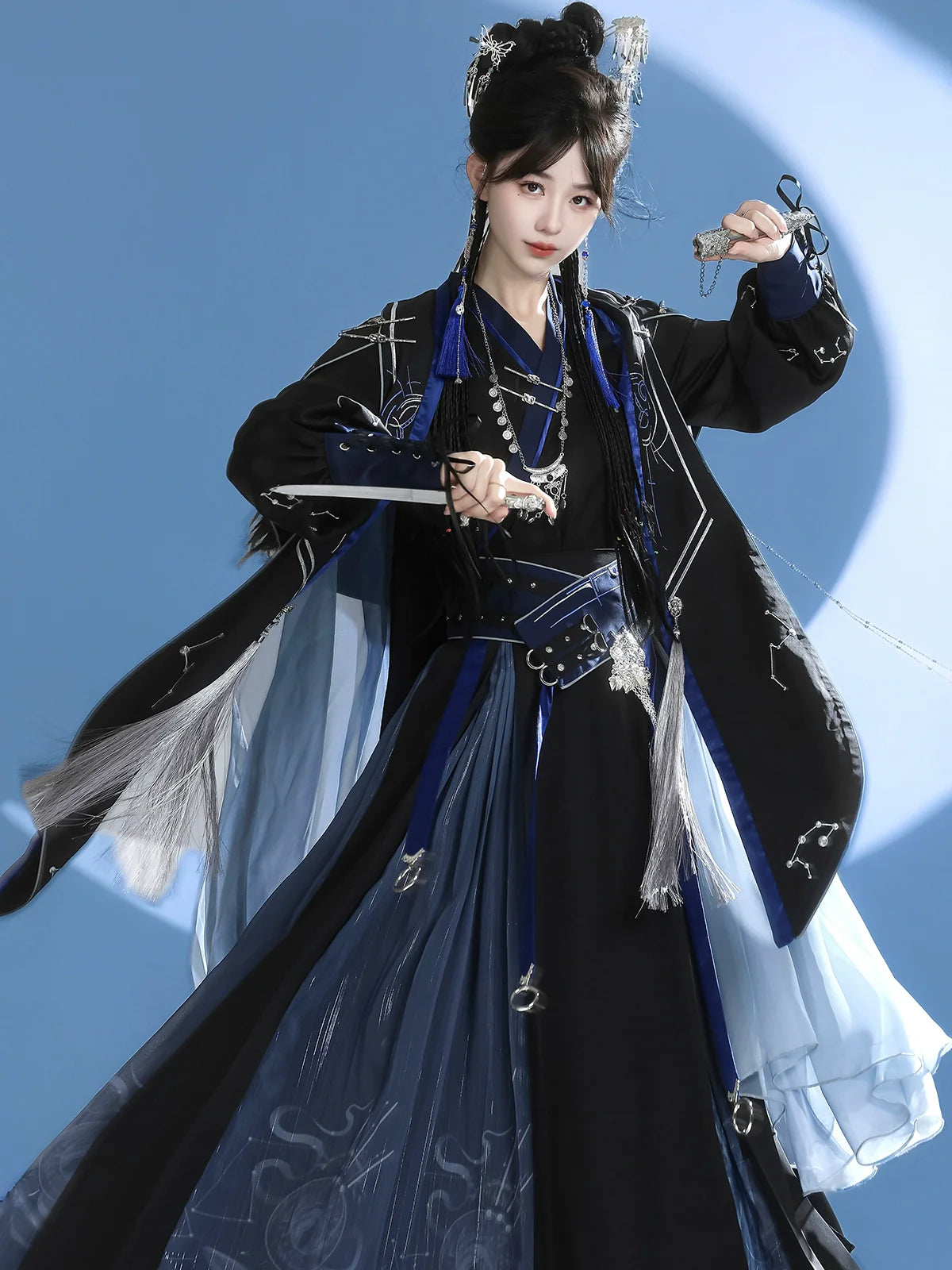 Celestial Aegis 玄穹司天 - New Chinese Style Assassin Hanfu with Cloak (Preorder)