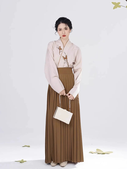 Song Dynasty Modern Hanfu Set with Winged Sleeve Top and Pleated Skirt - Floating Butterfly 浮蝶 (Preorder)