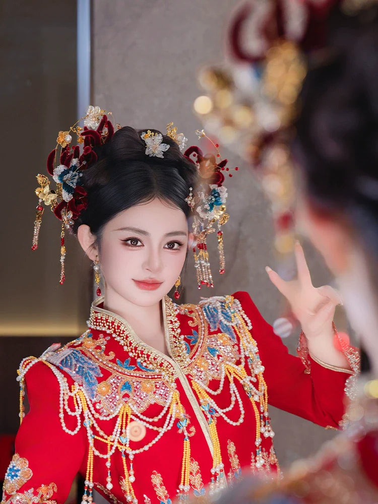 Crown of Crimson Dreams - Red Velvet Bridal Hairband with Tassel Hairpin Classical Chinese Wedding Hair Accessories for Hanfu and Xiuhe Bride