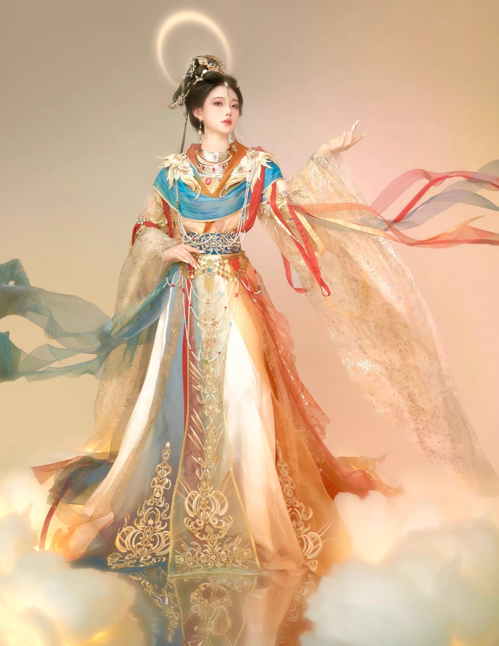 Echoes Against the Wall | Dunhuang Inspired Embroidered Hanfu Set